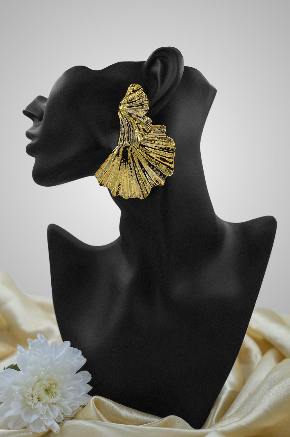 Earrings 18 (1)